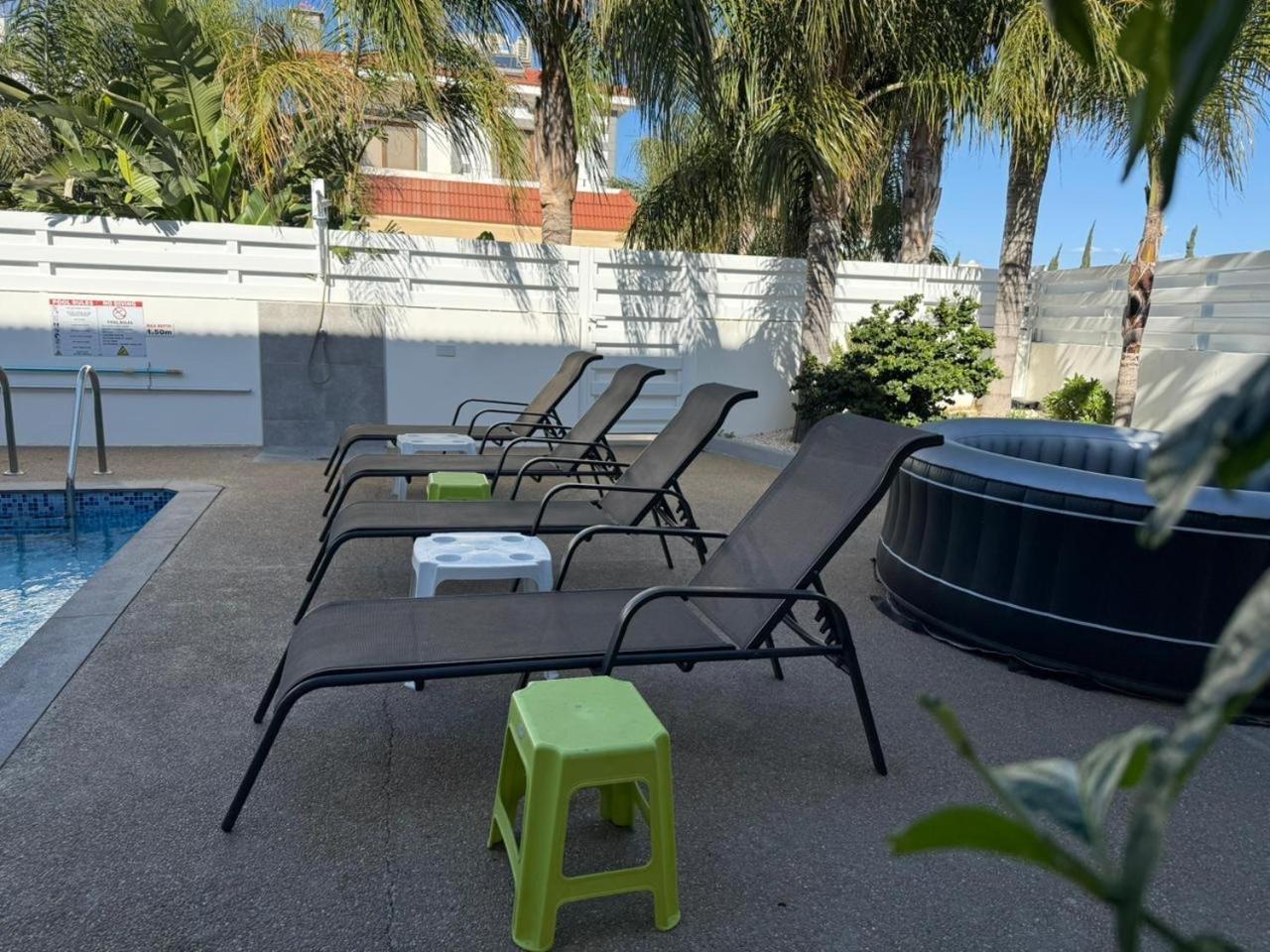 Villa Mario - 2Min Walk From Kapparis Beach Paralimni Exterior foto