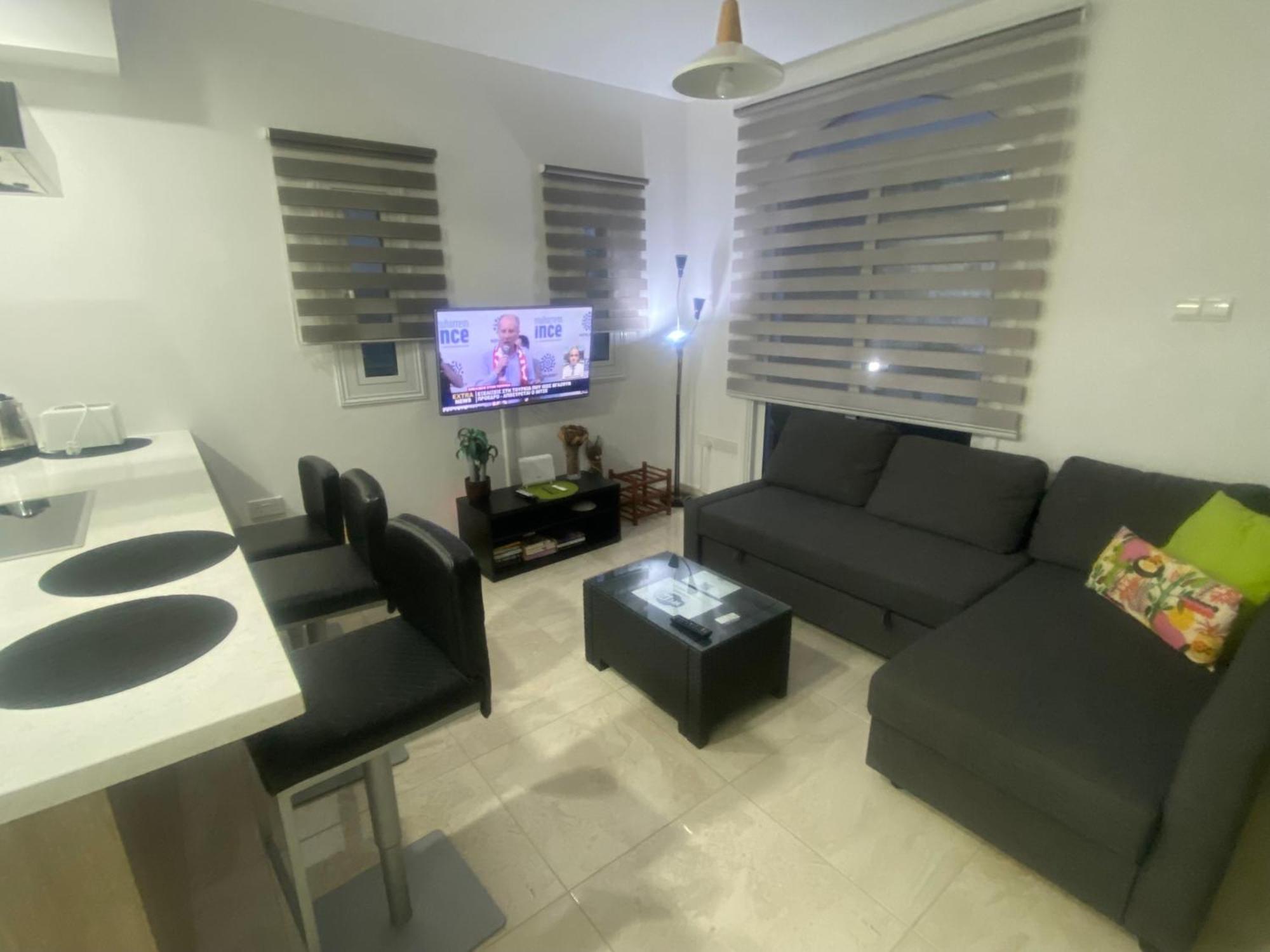 Villa Mario - 2Min Walk From Kapparis Beach Paralimni Exterior foto